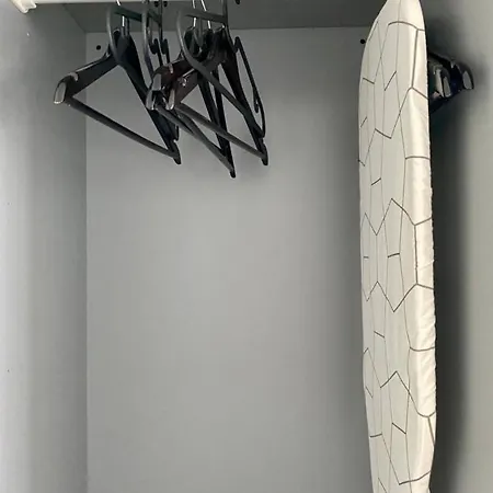 Uroczy Apartament Typu Studio - Centrum Apartment