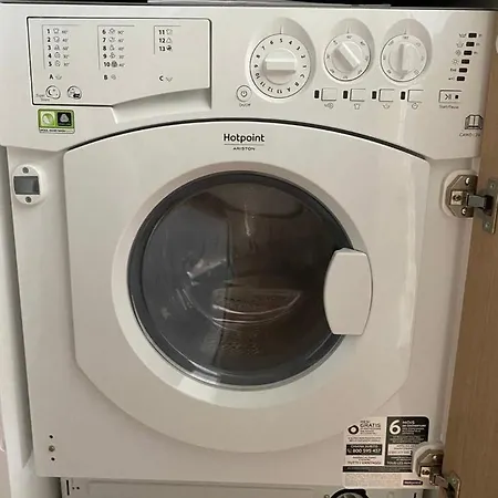 Uroczy Apartament Typu Studio - Centrum *